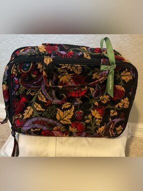 Vera Bradley Black Floral Paisley Cosmetic Case